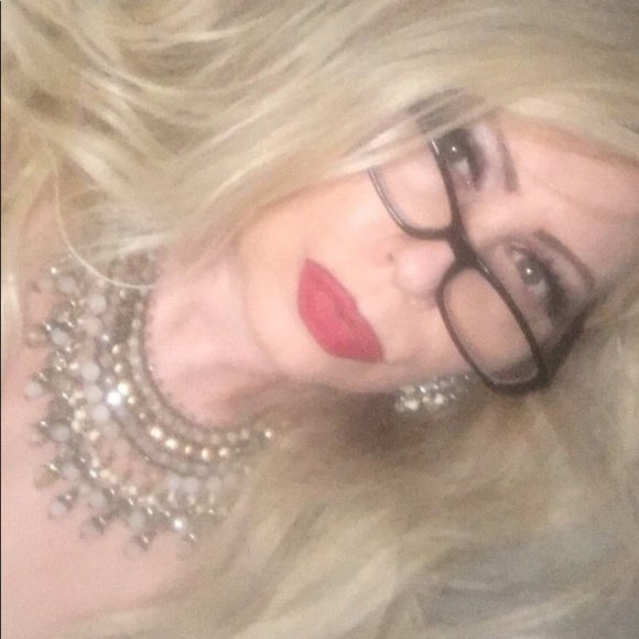 Meet your Posher, Jill - Picture 10 of 14